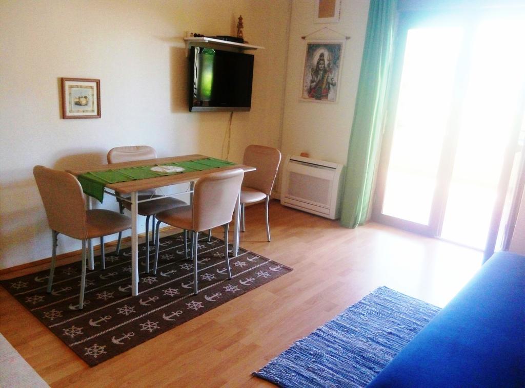 Linea Mare Apartment Ровінь Екстер'єр фото