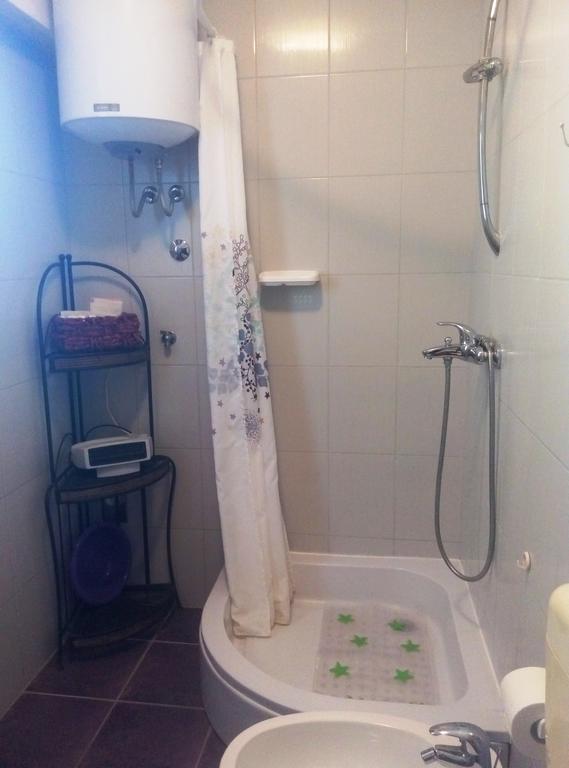 Linea Mare Apartment Ровінь Екстер'єр фото
